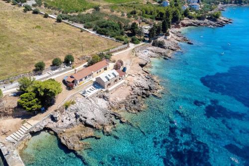 Seaside holiday house Zavala, Hvar - 23508