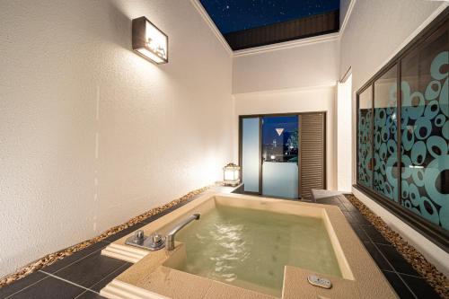 Fotografie z fotogalerie ubytování HOTEL LOTUS Superior RESORT NRT v destinaci Hayashisaki