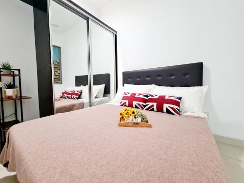 Televisyen dan/atau pusat hiburan di 8 Guest Duplex 1 Room Studio Cyberjaya Hospital DPulze Shaftsbury MMU Limkokwing KLIA Transit Putrajaya