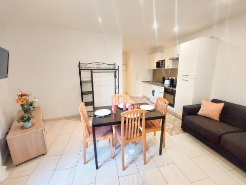 Charmant appartement près du marché, gare et port à 5mn