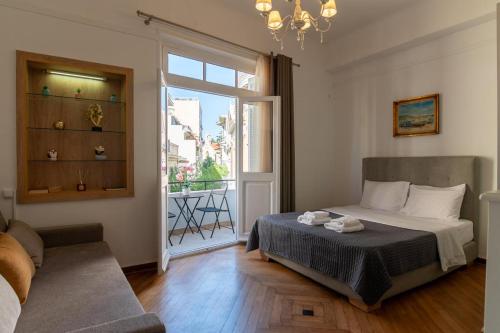 1900's Athens Residence