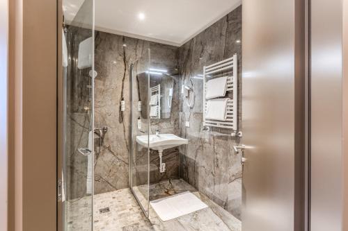 Ένα μπάνιο στο Hotel Belle Arti