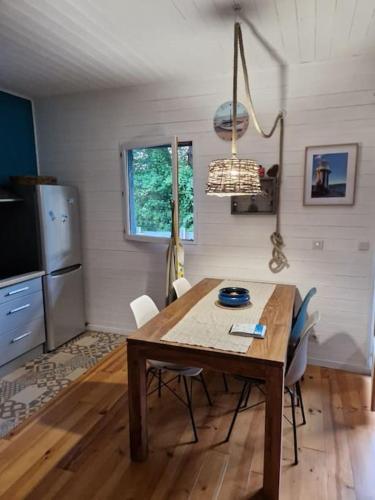 Photo de la galerie de l'établissement Chalet proche du lac, à Sanguinet