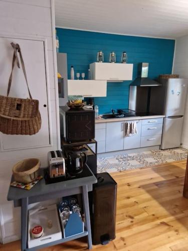 Photo de la galerie de l'établissement Chalet proche du lac, à Sanguinet