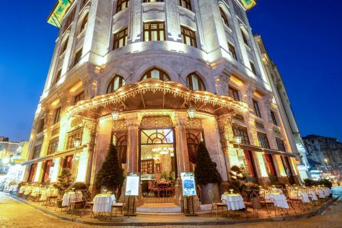 O edifício em que o hotel se localiza
