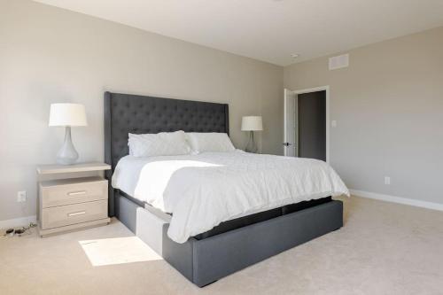 Gallery image of Stonebridge Golf Nest in Ottawa