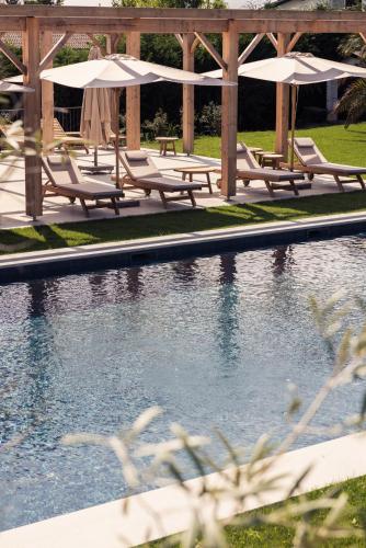 Πισίνα στο ή κοντά στο Hôtel INDARRA & SPA - Piscine