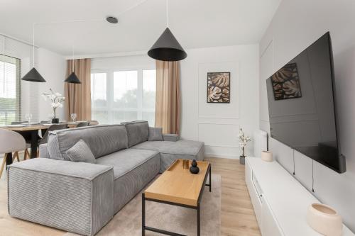 Modern Apartment Gdańsk near Polsat Plus Arena by Noclegi Renters