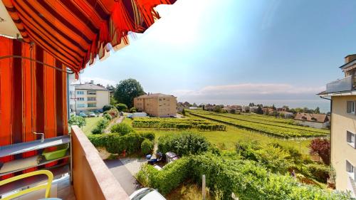 Imagen de la galería de One-bedroom apartment with lake view, en Pully
