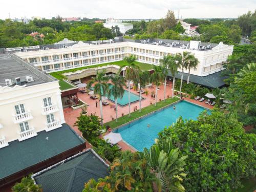 Victoria Can Tho Resort — Swimming pool