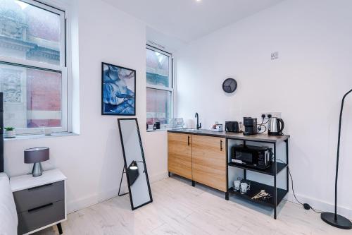 Gallery image of Silver Street Apartments by Staycay in Bury