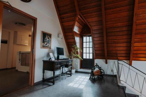 Posezení v ubytování Héradsskólinn Historic Guesthouse