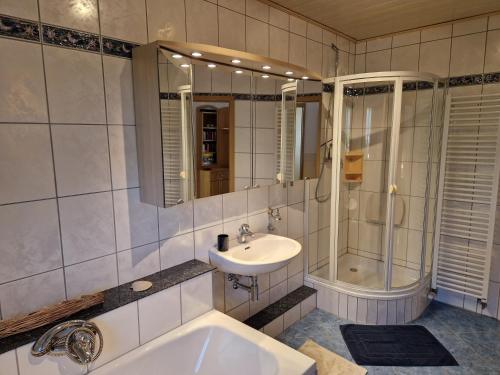 Ένα μπάνιο στο Ferienwohnung Flair