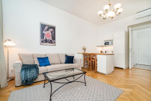 Quiet apartment in the Old Town