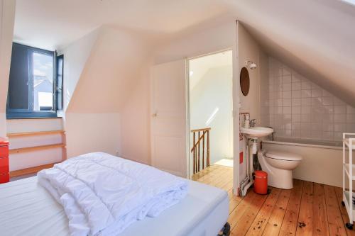 En eller flere senge i et værelse på 50m de la plage - Jolie Maison pour 8