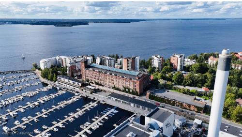 Foto Lapinniemen kattohuoneistot Tampereella 1