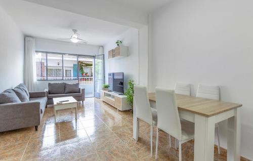 4 Bedroom Gorgeous Apartment In Cartagena