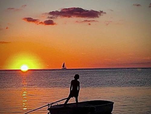 Sega Song Beach House