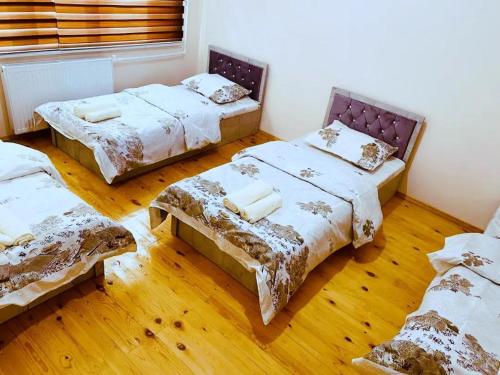 Katil atau katil-katil dalam bilik di Minor Hostel Luxury
