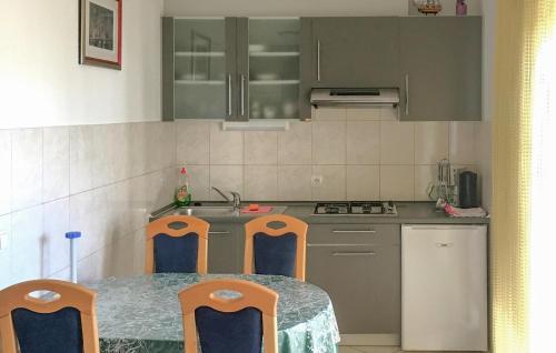 Stunning Apartment In Rogoznica With Wifi