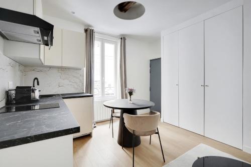 Pick A Flat's Apartment in Sentier-Montorgueil - Rue du Nil