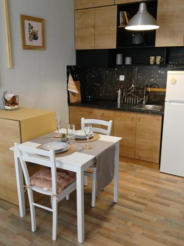 Kuchyň nebo kuchyňský kout v ubytování Luxury Spot Xanthi