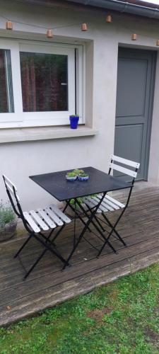 Patio nebo venkovní prostory v ubytování le prieuré reposant