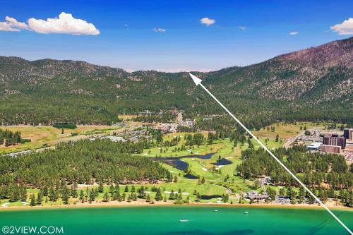an aerial view of a lake and a city at Mv17 amazing lake view spacious ski cabin in Stateline