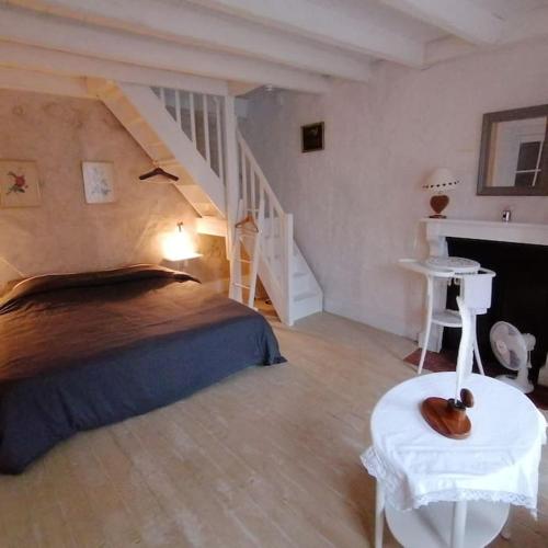 Gallery image of Maisonnette de bourg in Deux-Chaises