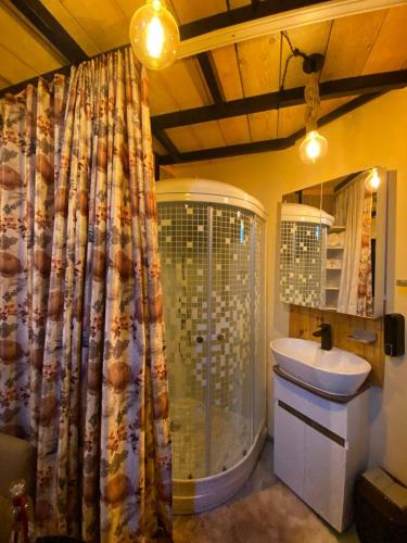 ห้องน้ำของ Pandok Guesthouse