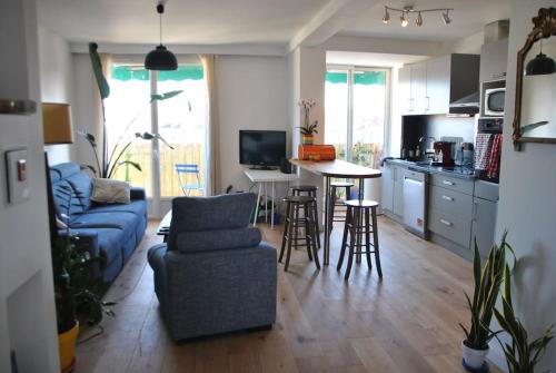 Photo de la galerie de l'établissement T3, Terrasse, superbe vue sur La ville, Proche Panier et transports, à Marseille