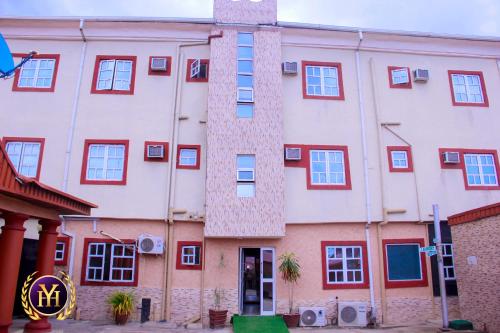 Fotografie z fotogalerie ubytování Yais Hotel v destinaci Lagos