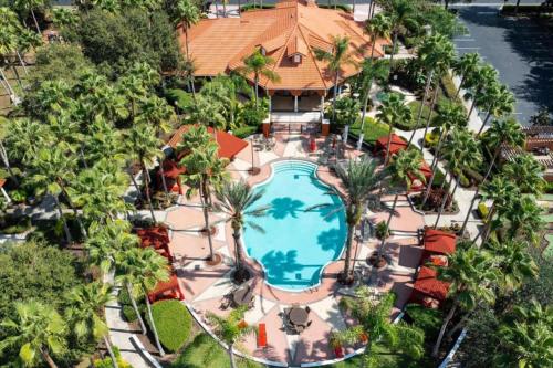 4BR Family Resort Home - Private pool & Games Room photo 7