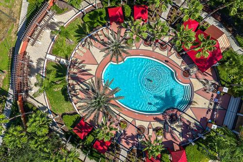 4BR Family Resort Home - Private pool & Games Room photo 31