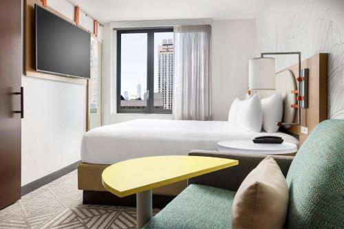 Et tv og/eller underholdning på SpringHill Suites by Marriott New York Manhattan Chelsea