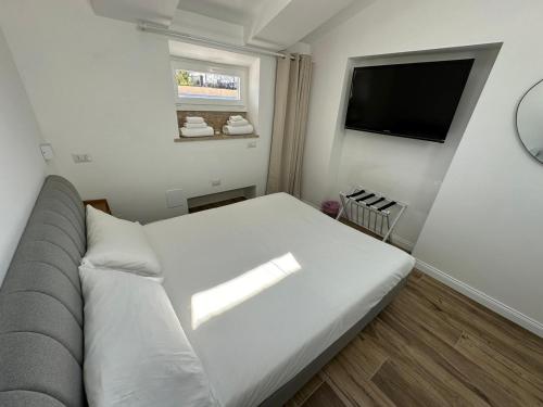 Bed&BikeRome GIULIO CESARE