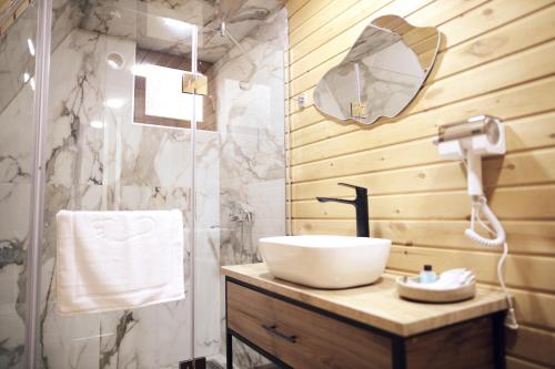 Ein Badezimmer in der Unterkunft Gyughak Guesthouse