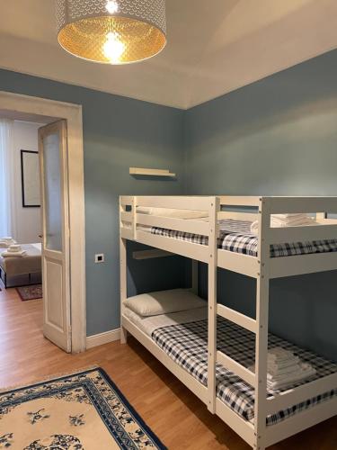 Spinelli Apartments