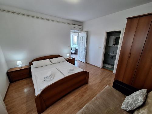 Ένα ή περισσότερα κρεβάτια σε δωμάτιο στο Vera