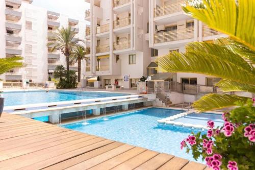 Πισίνα στο ή κοντά στο Apartamento Playa Salou