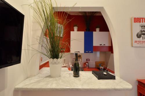 Bellissimo Mini Appartamento Deluxe di Design e a Tema Inghiterra - Potente Wi-Fi Ottimo il Collegamento con Aeroporto di Malpensa e Rho fiera, vicino a 3 linee Metropolitane