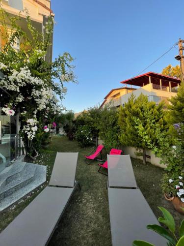 Zahrada ubytování Izmırın Kalbı Ozdere Denıze Sıfır Villa