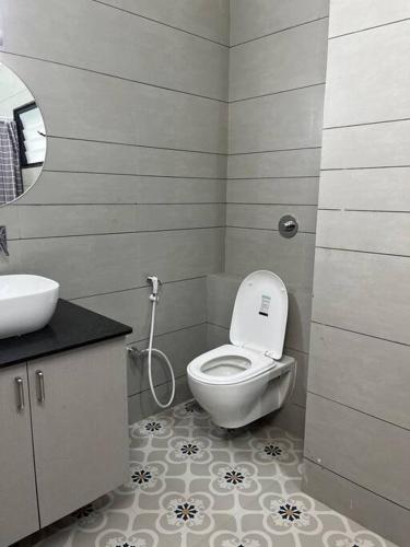Ένα μπάνιο στο 3BHK Fully furnished apartment