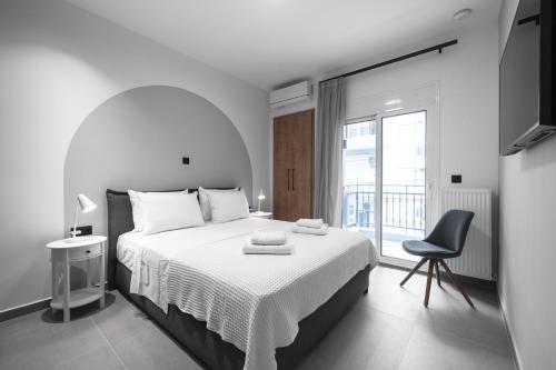 City Glow Apartment by Luxlikehome