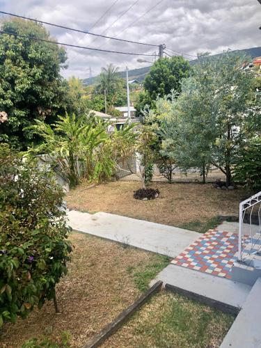 Vue générale sur la montagne ou vue sur la montagne depuis l'appartement