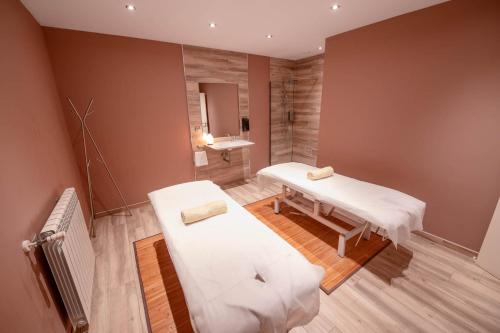 Hotel Roc Melerにあるベッド