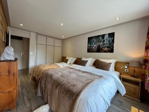 Appartement moderne avec balcon, WiFi et cuisine équipée