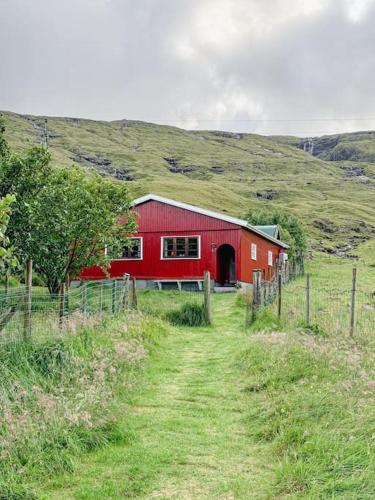 Gallery image of 2 BR Cozy vacation home for 5 guests, Langasandur in Ljósá