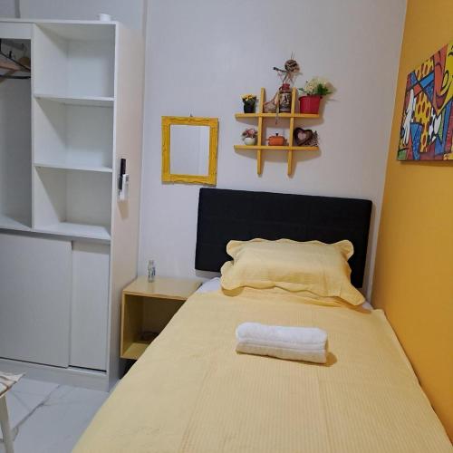 Táxi grátis disponível Lindo quarto de solteiro na Barra Menor preço em Táxi grátis disponível Lindo quarto de solteiro na Barra