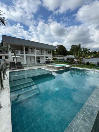 Bazén v ubytování Finca hotel NUEVO FUTURO nebo v jeho okolí